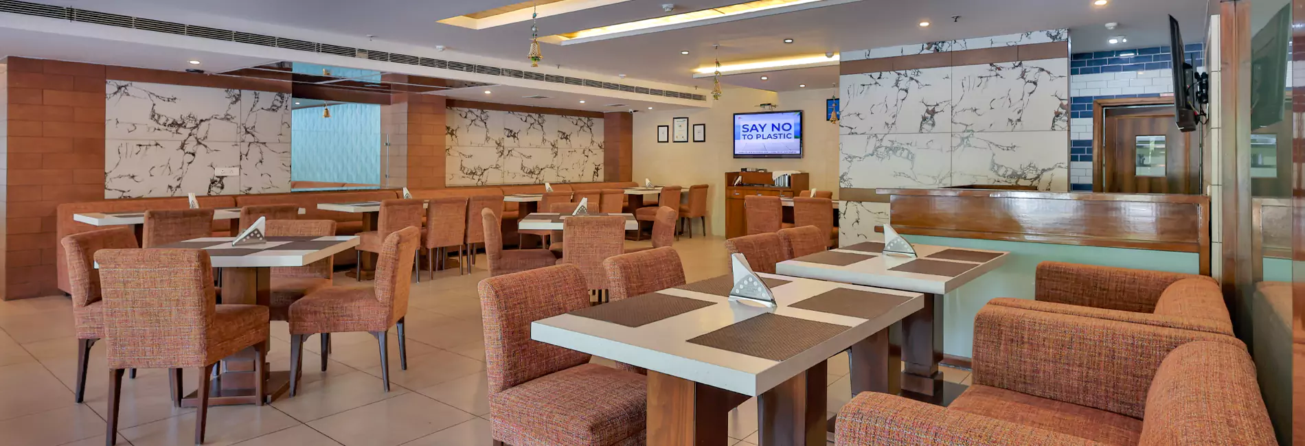 24 Hours Open Coffee Shop in Mohali - Conversation 24*7